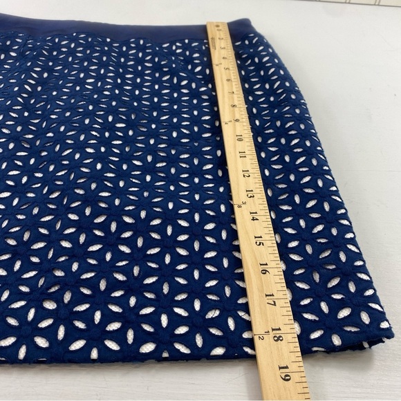 JG Sassy Women’s Navy White Floral Cut-Out 100% Cotton Pencil Skirt Sz 8 - Picture 10 of 12